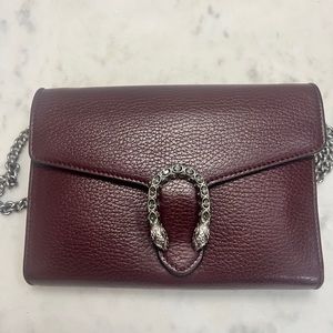 Gucci Dionysus Wallet on Chain - Burgundy